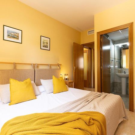 Uhc Golden Pineda Apartments لا بينيذا المظهر الخارجي الصورة