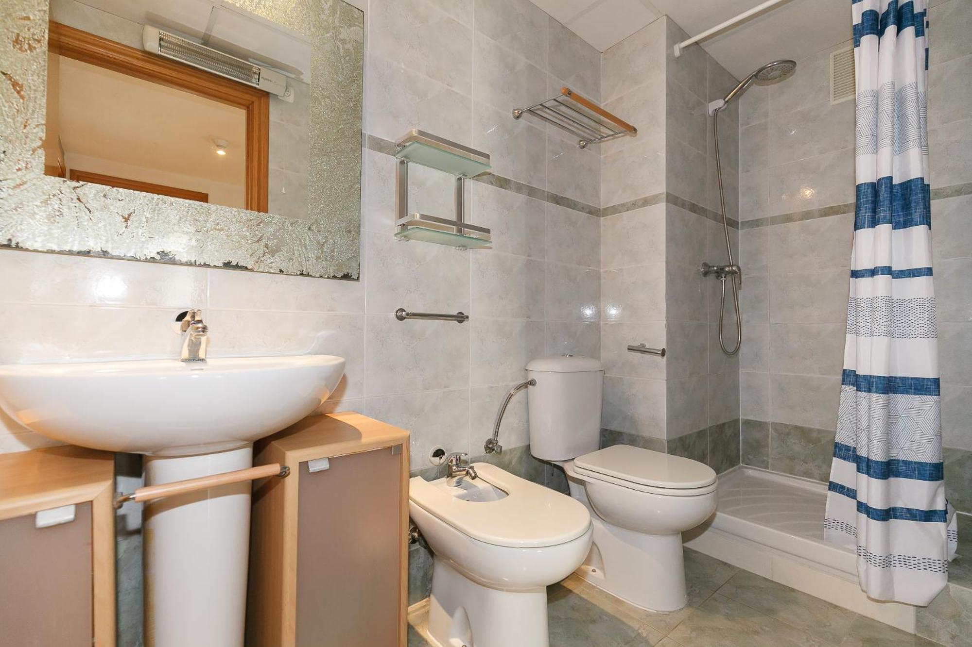 Uhc Golden Pineda Apartments لا بينيذا المظهر الخارجي الصورة