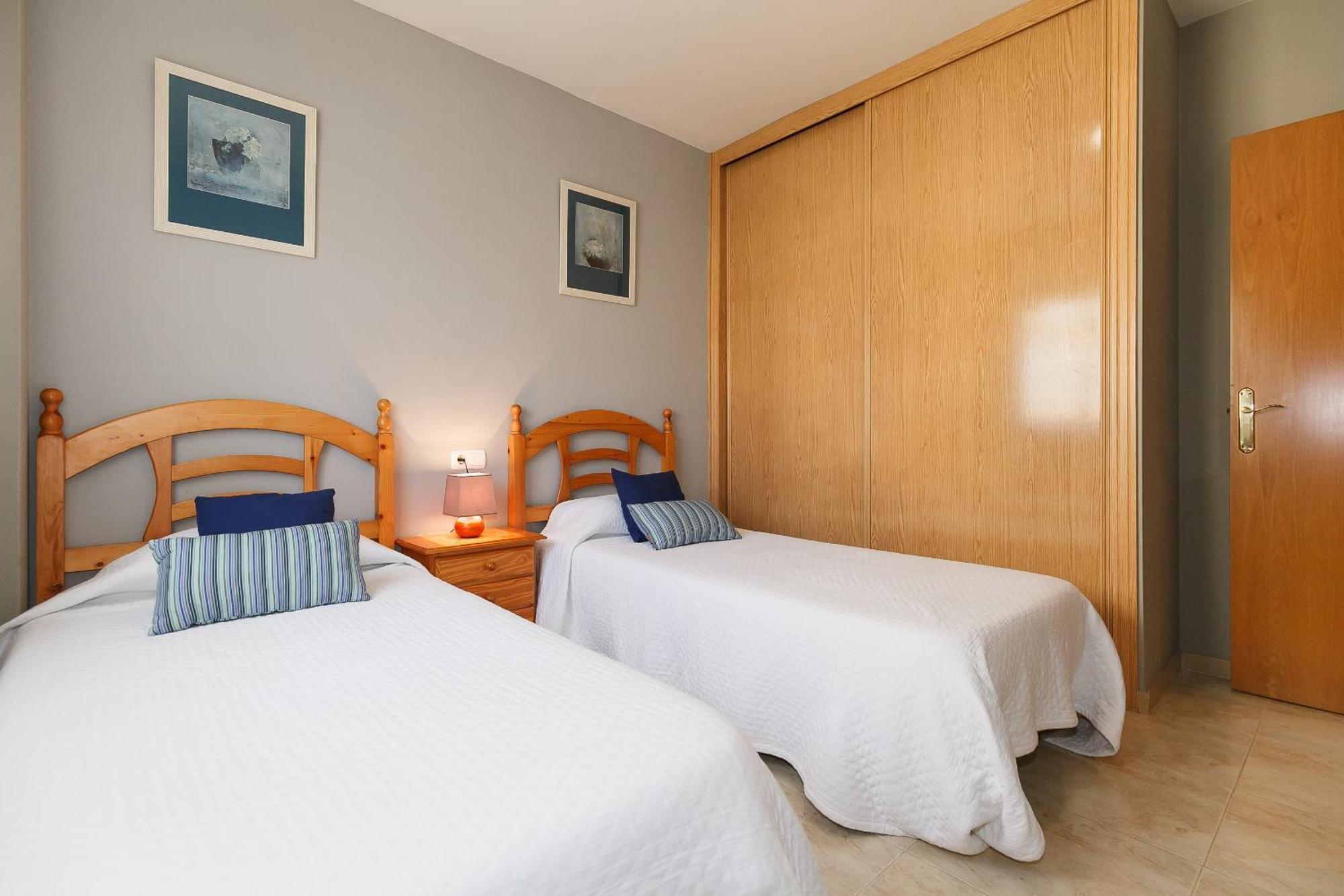 Uhc Golden Pineda Apartments لا بينيذا الغرفة الصورة