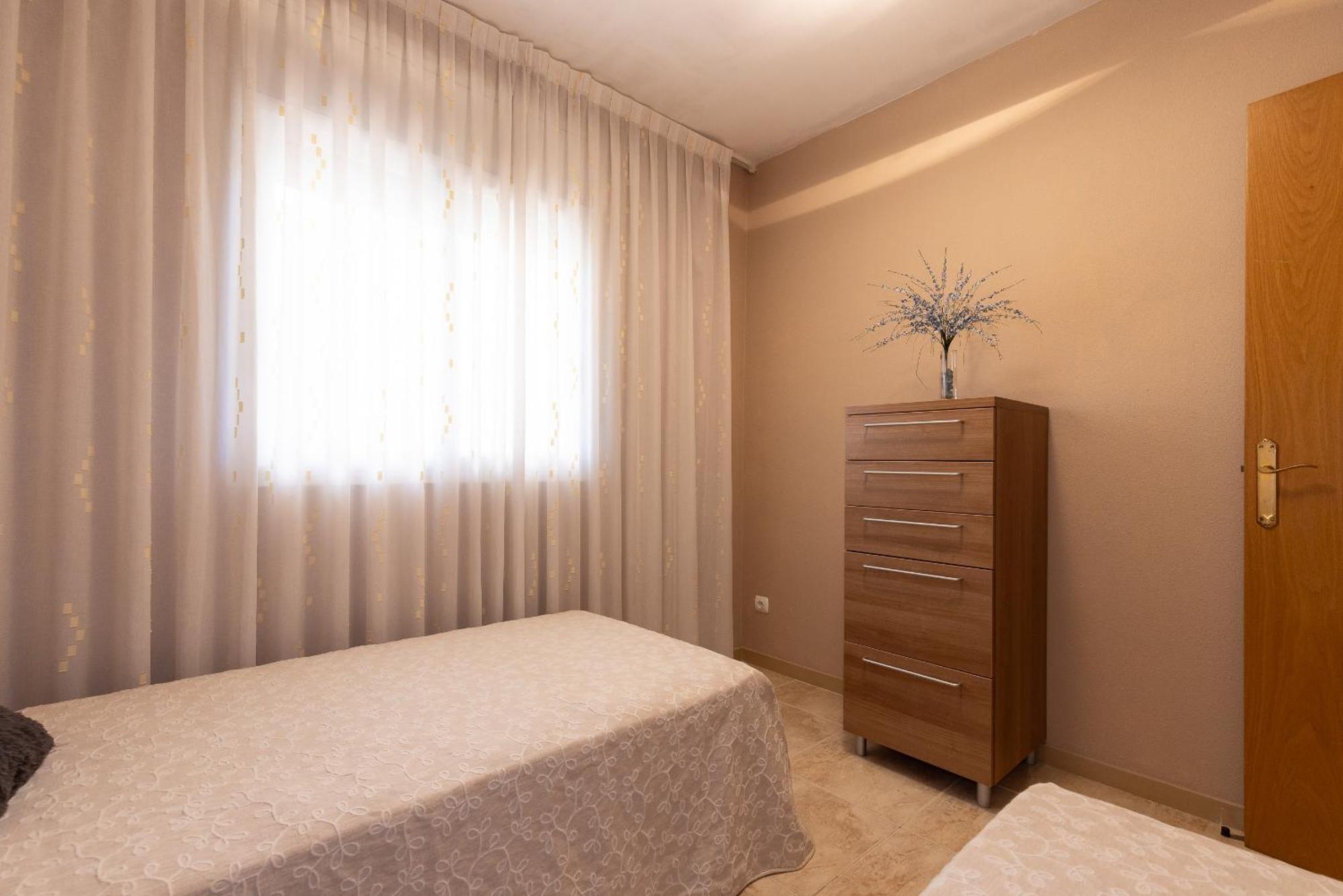 Uhc Golden Pineda Apartments لا بينيذا الغرفة الصورة