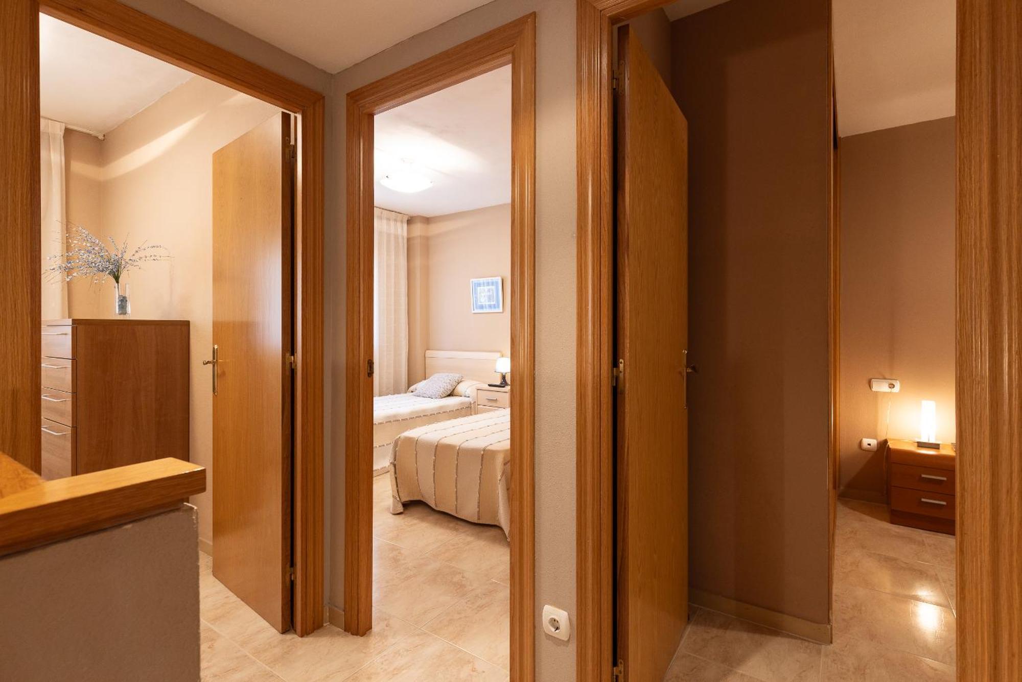 Uhc Golden Pineda Apartments لا بينيذا الغرفة الصورة