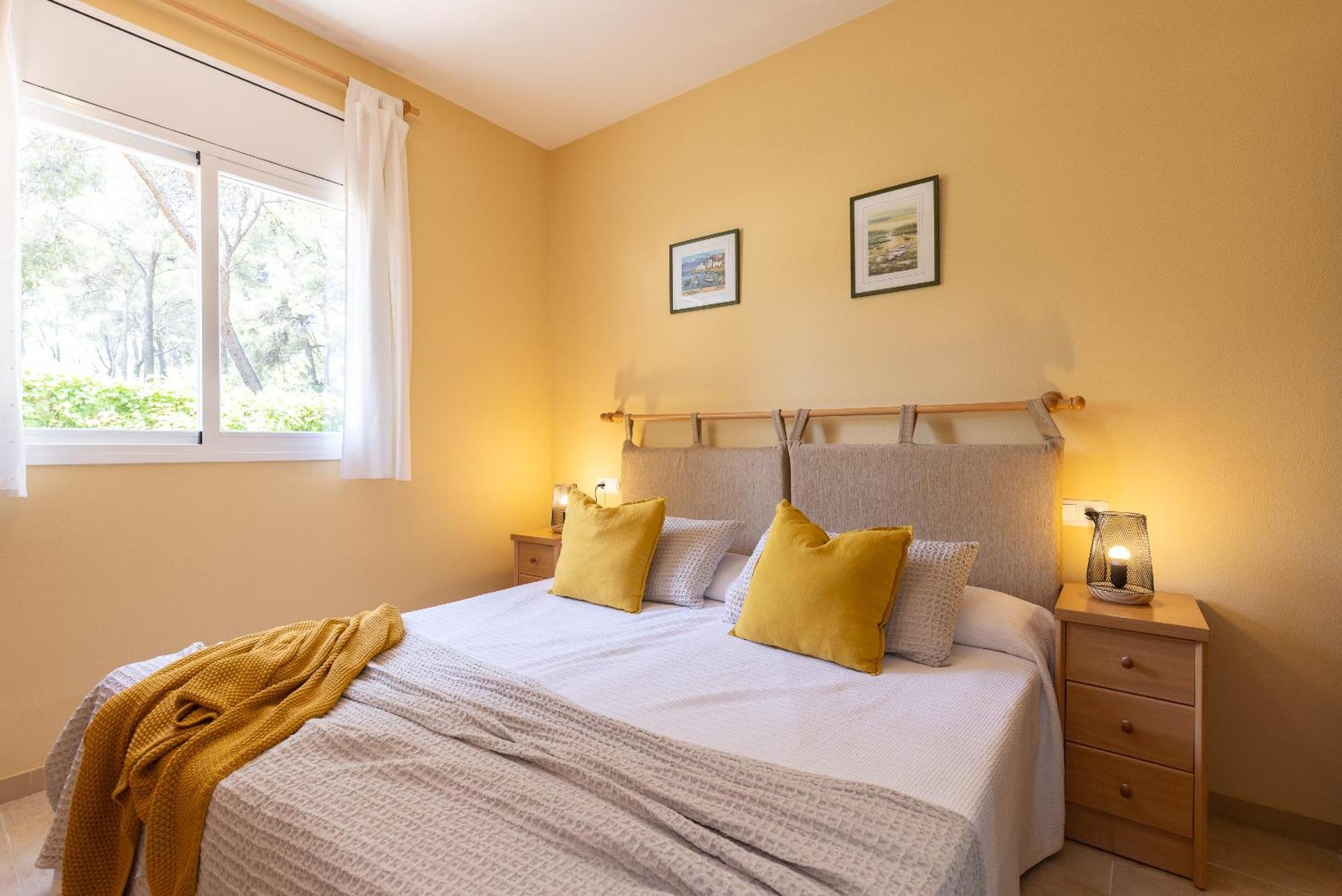 Uhc Golden Pineda Apartments لا بينيذا المظهر الخارجي الصورة