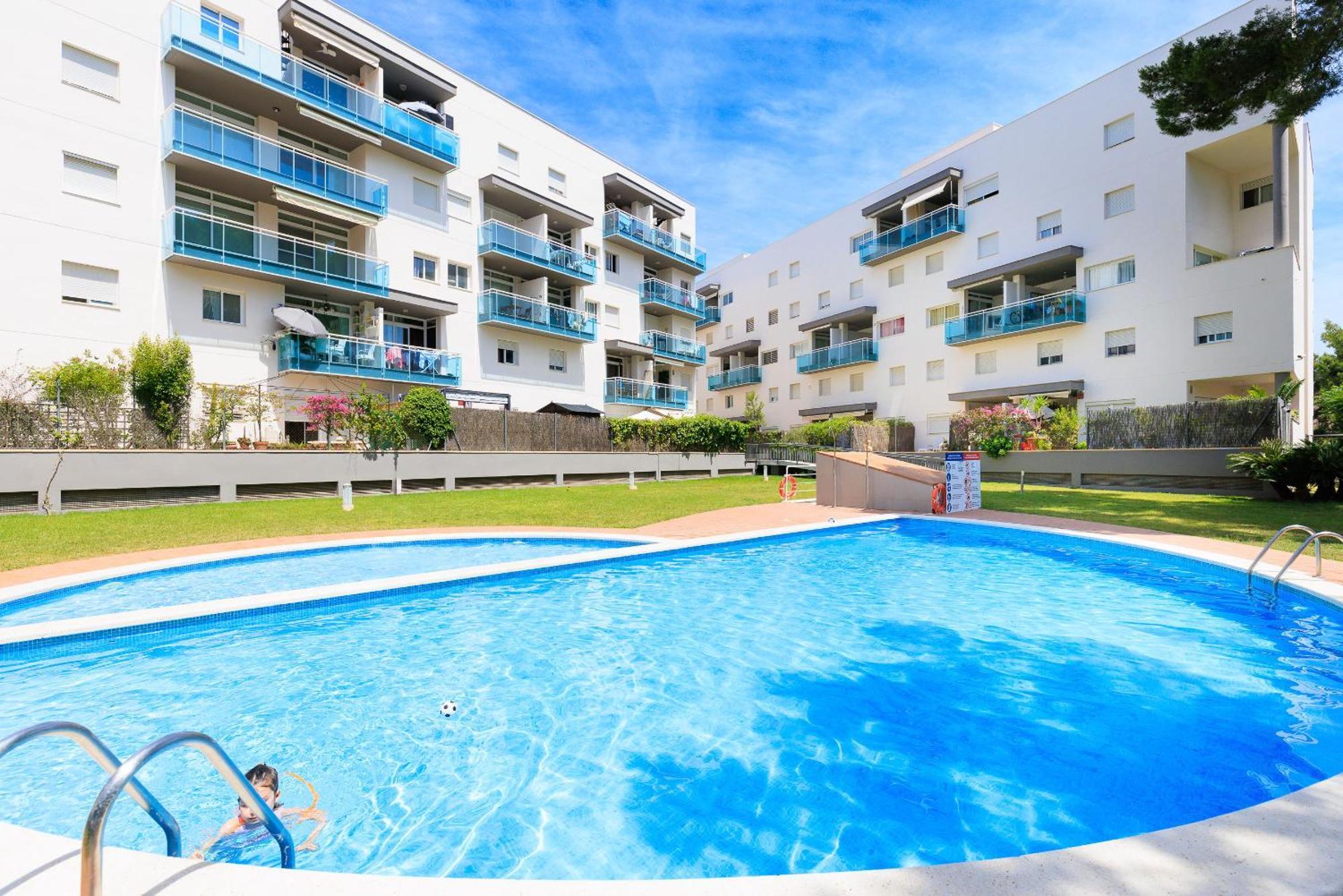Uhc Golden Pineda Apartments لا بينيذا المظهر الخارجي الصورة